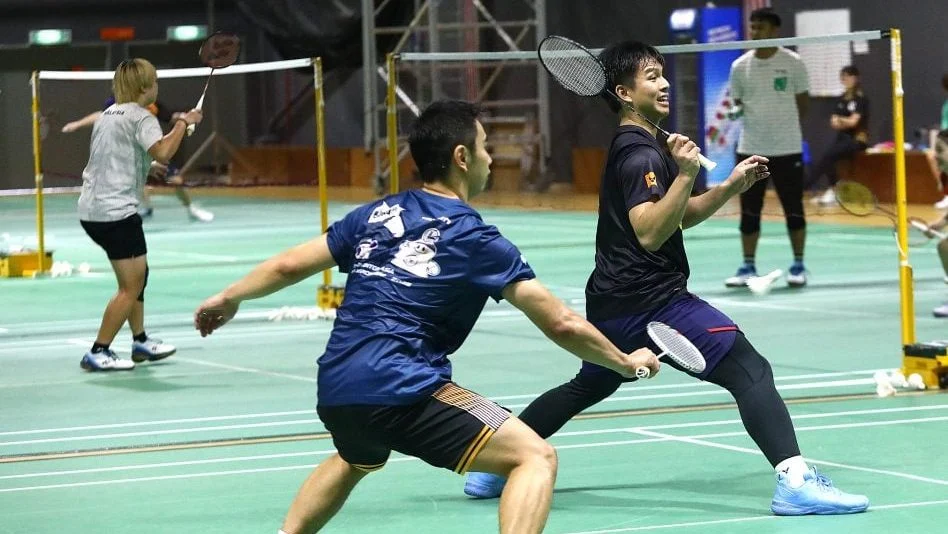 王大雷晒和女儿一起跳舞的视频，韦世豪：有点卡哇伊了